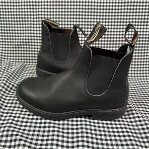 Blundstone Classic Black Leather Chelsea Boot Women's AU 5.5 / US 8.5